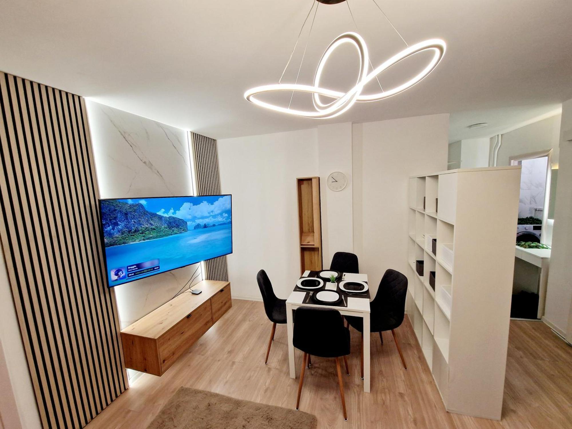 Cosy Novi Sad Loft, Self Check-In Apartment ภายนอก รูปภาพ