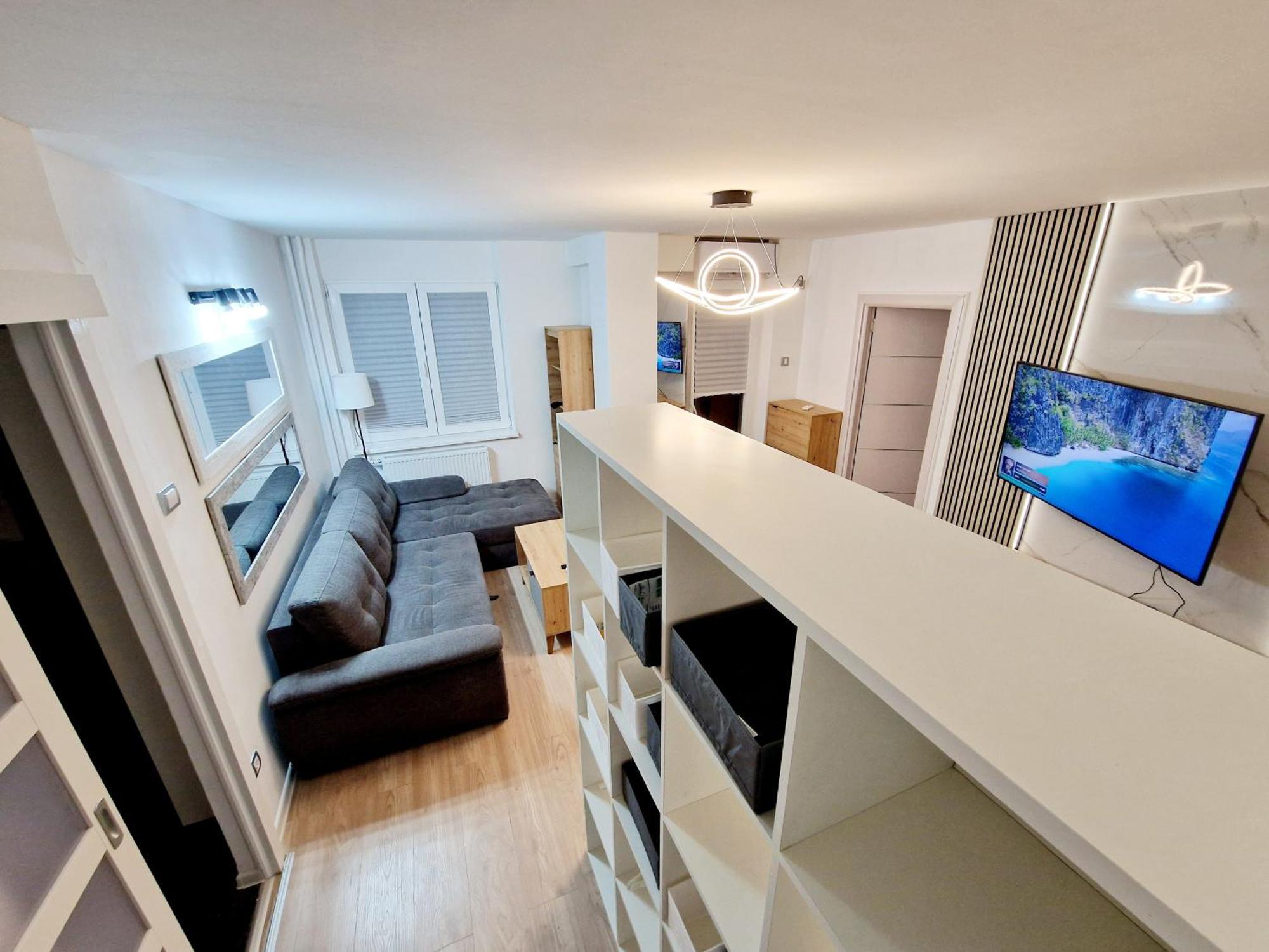 Cosy Novi Sad Loft, Self Check-In Apartment ภายนอก รูปภาพ